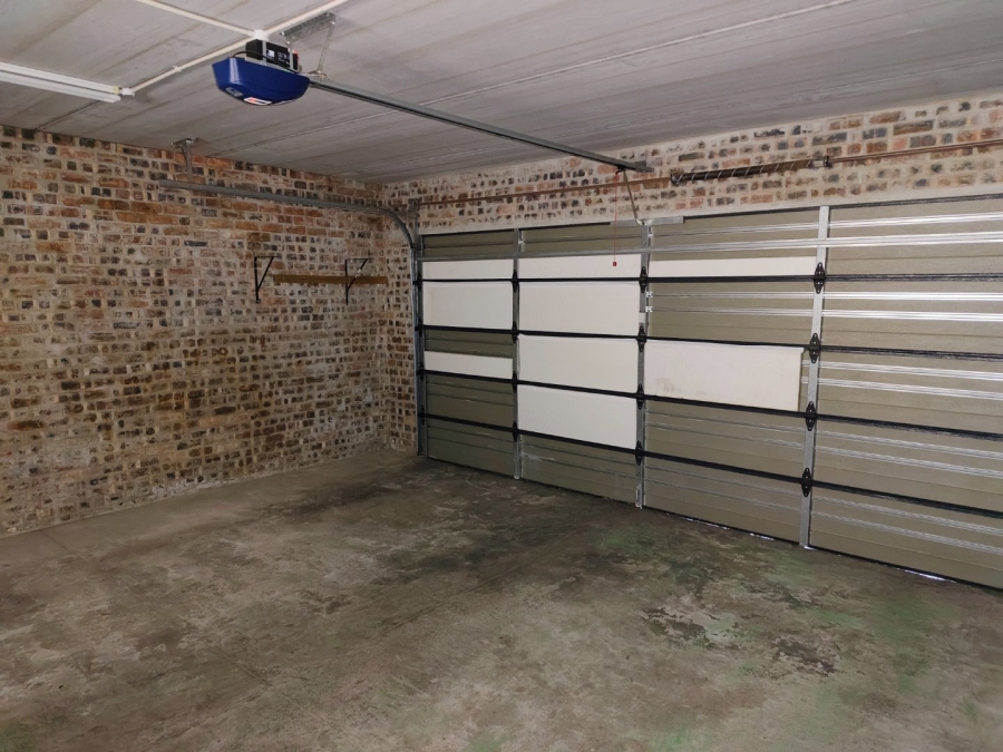 To Let 3 Bedroom Property for Rent in Groenvlei Western Cape